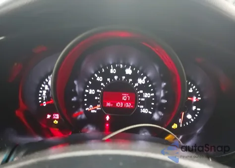 2018 Kia Soul z USA, uszkodzony, nr VIN KNDJN2A25J7583112